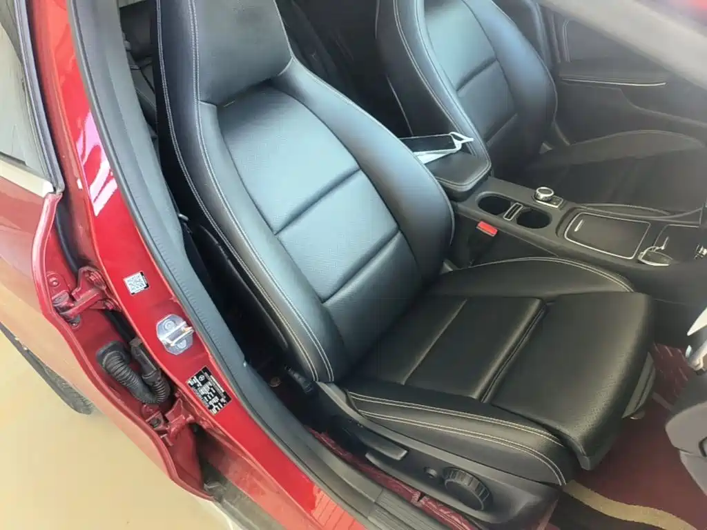 Mercedes-Benz GLA — миниатюра 25