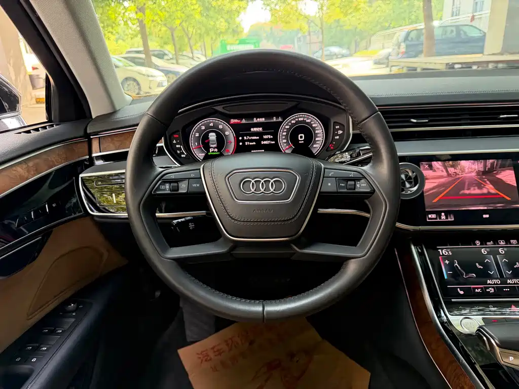 Audi A8 — миниатюра 11