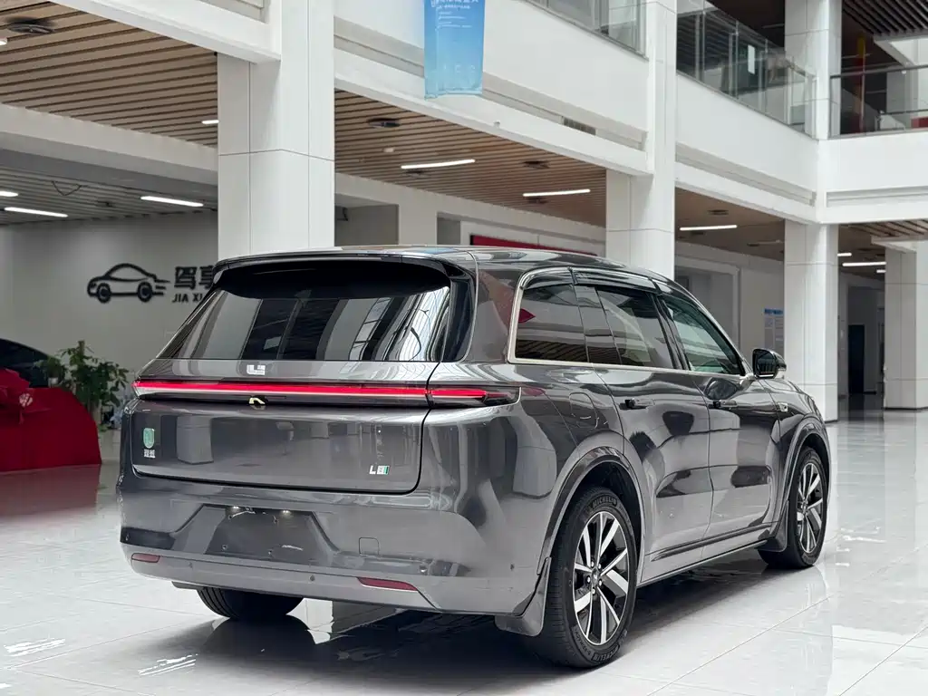 Li Auto Li L8 — миниатюра 5