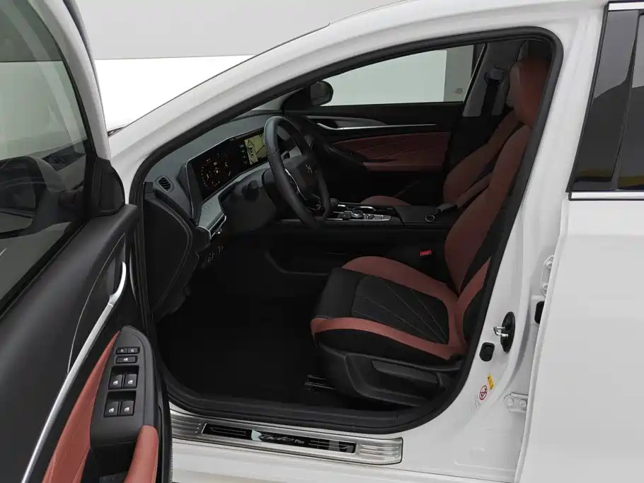 Changan Eado — миниатюра 9