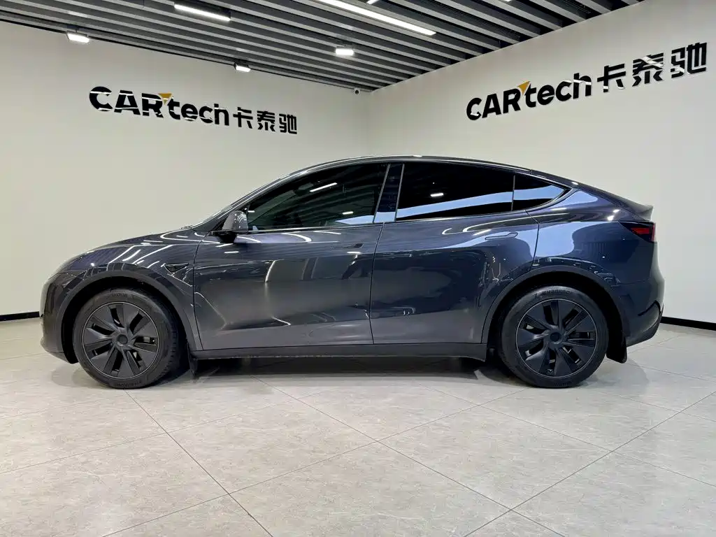 Tesla Model Y — фотографии объявления, Фото 8