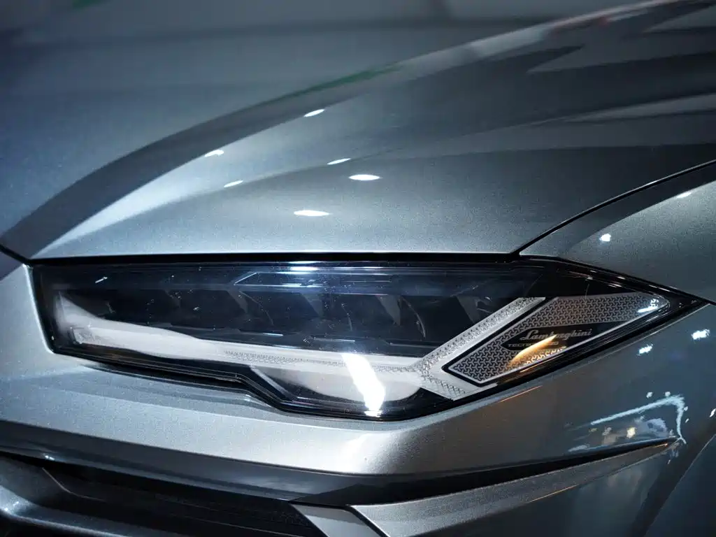 Lamborghini Urus — миниатюра 56