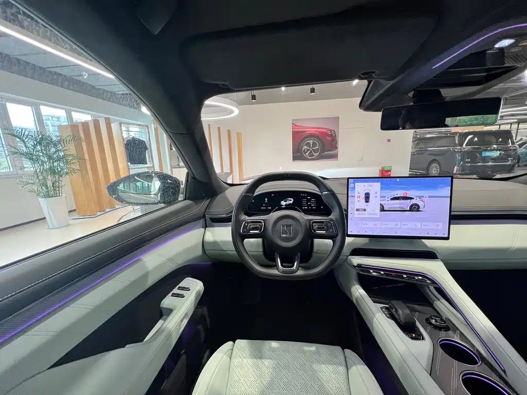 ZEEKR EXTREME KRYPTON 001