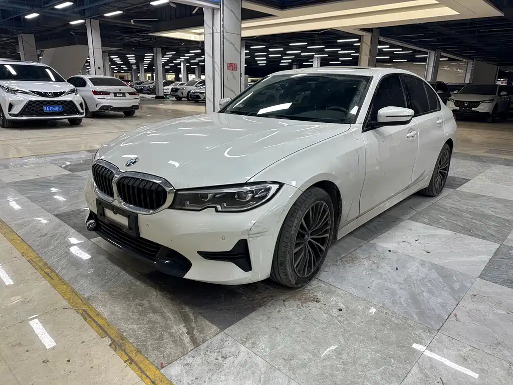 BMW 3 Series 2022