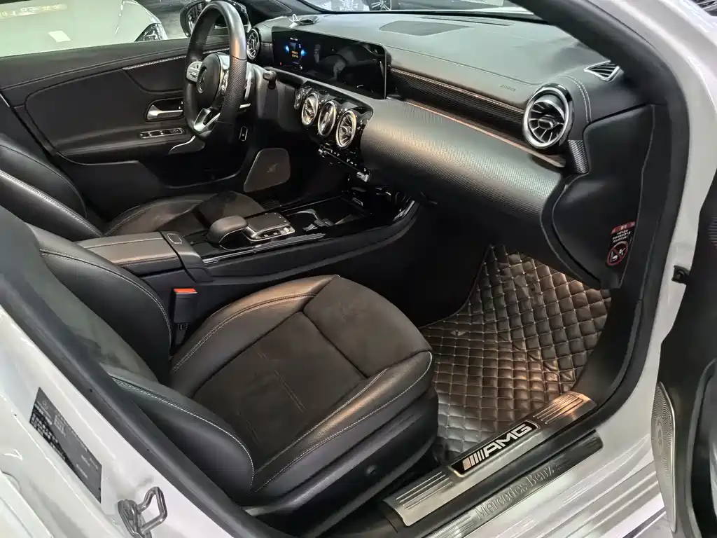 Mercedes-Benz A-Class — миниатюра 10