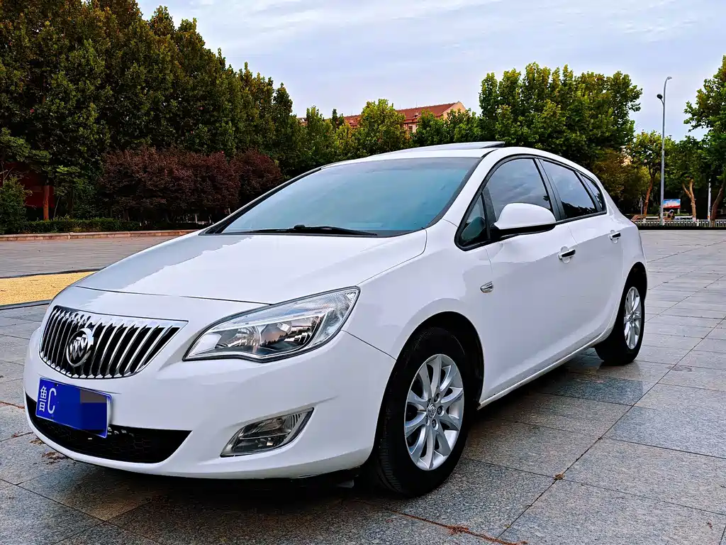 Buick Excelle — миниатюра 6