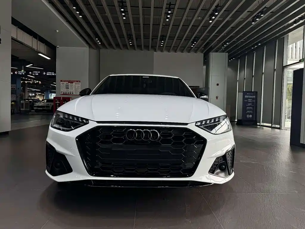 Audi A4L — миниатюра 2