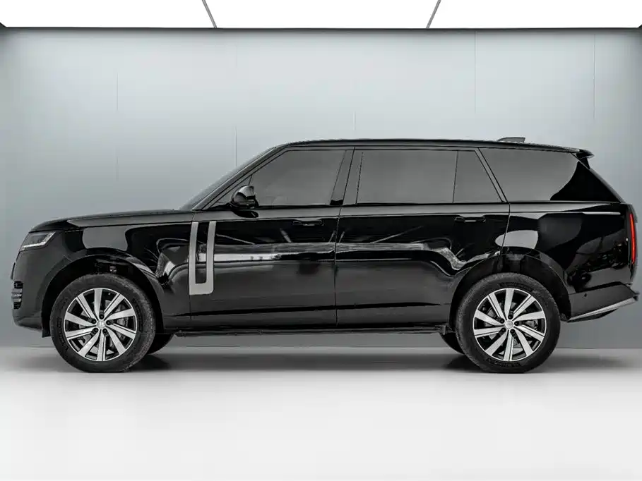 Land Rover Range Rover 2025 3.0 L6 400PS Long Wheelbase