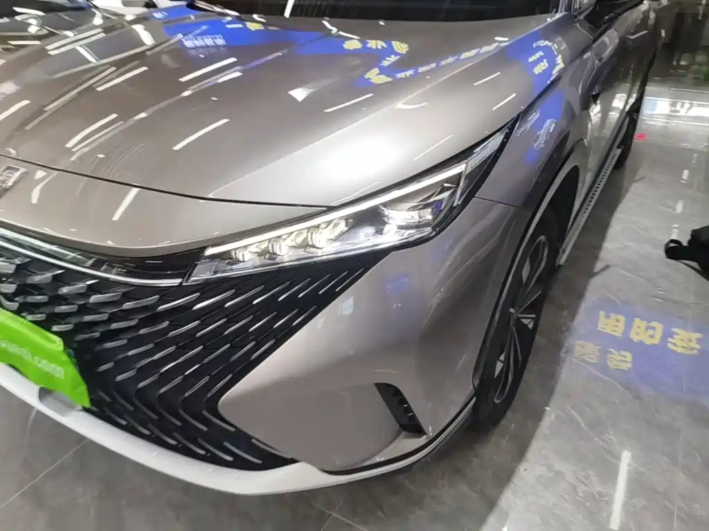 Roewe RX5 — миниатюра 24