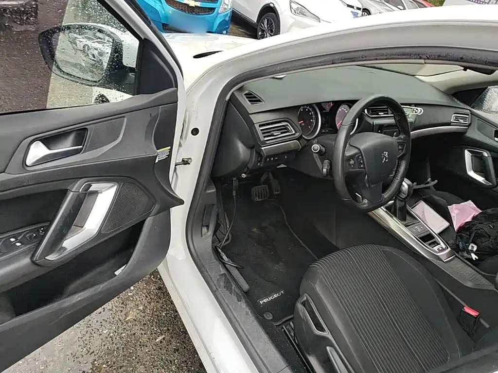 Peugeot 408 — миниатюра 16