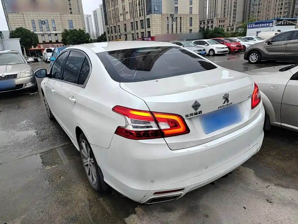 Peugeot 408 — миниатюра 5