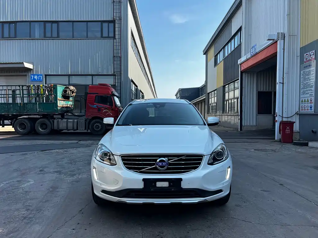 Volvo XC60 2017 T5