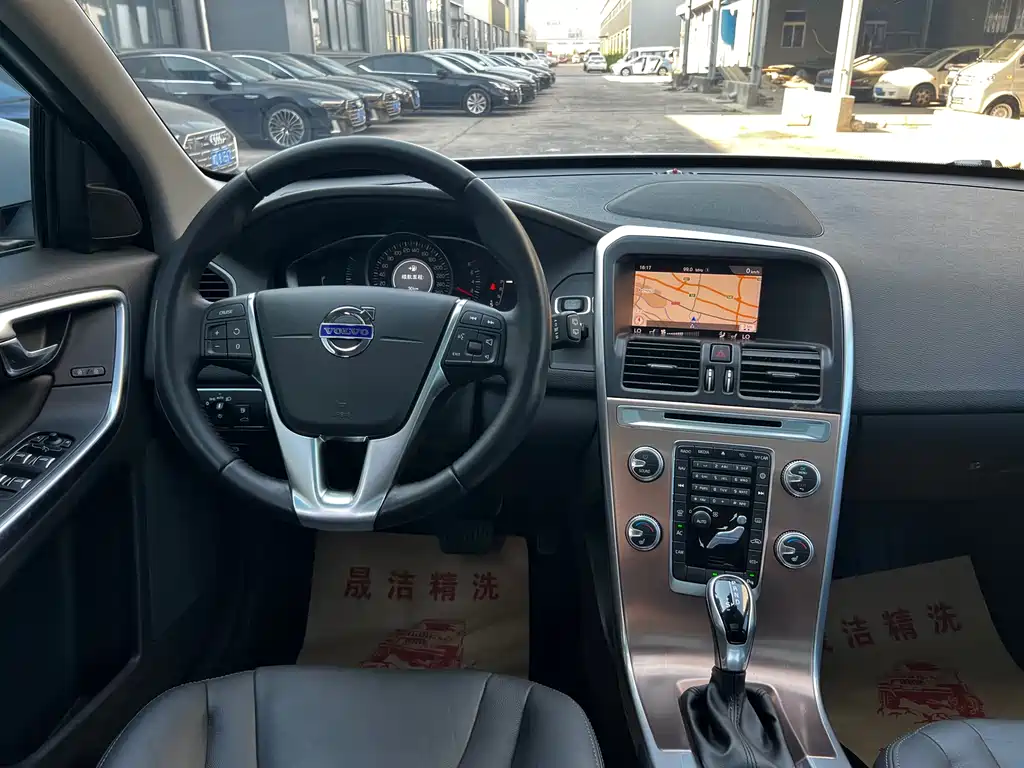 Volvo XC60 2017 T5