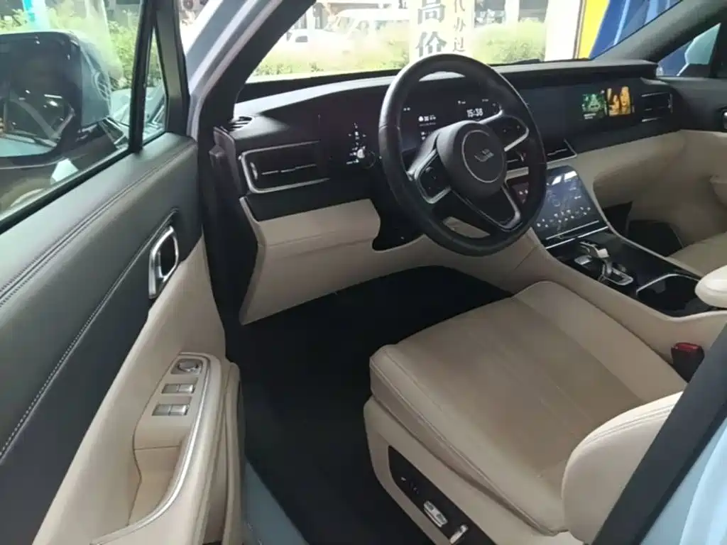 Li Auto Li ONE — миниатюра 16