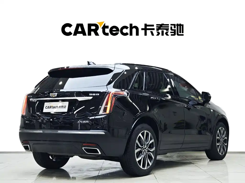 CADILLAC XT5
