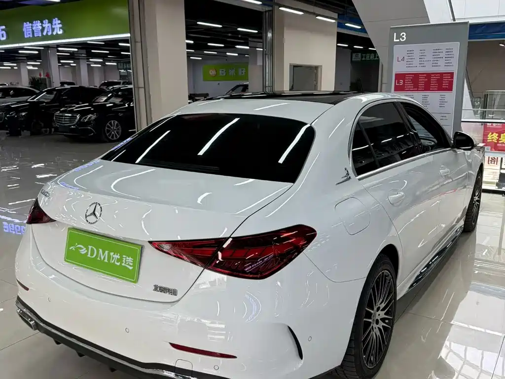 MERCEDES-BENZ C CLASS