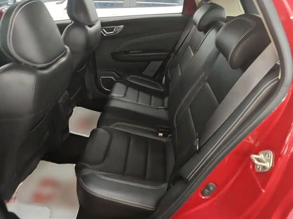 Geely Vision X3 — миниатюра 17