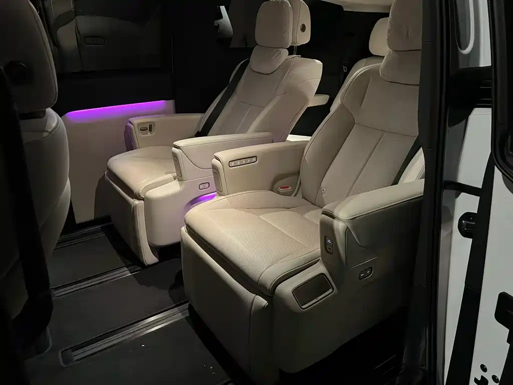 Li Auto Li MEGA — миниатюра 4