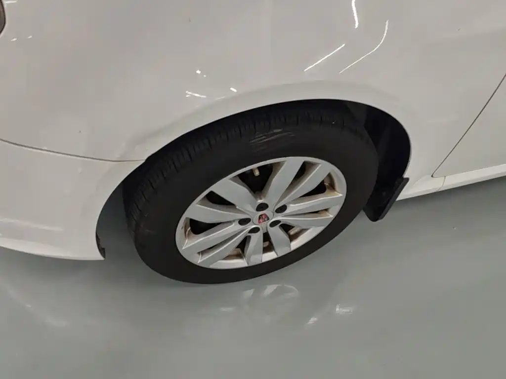 Roewe 350 — миниатюра 23