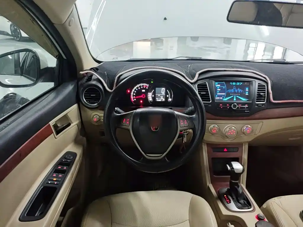 Roewe 350 — миниатюра 11