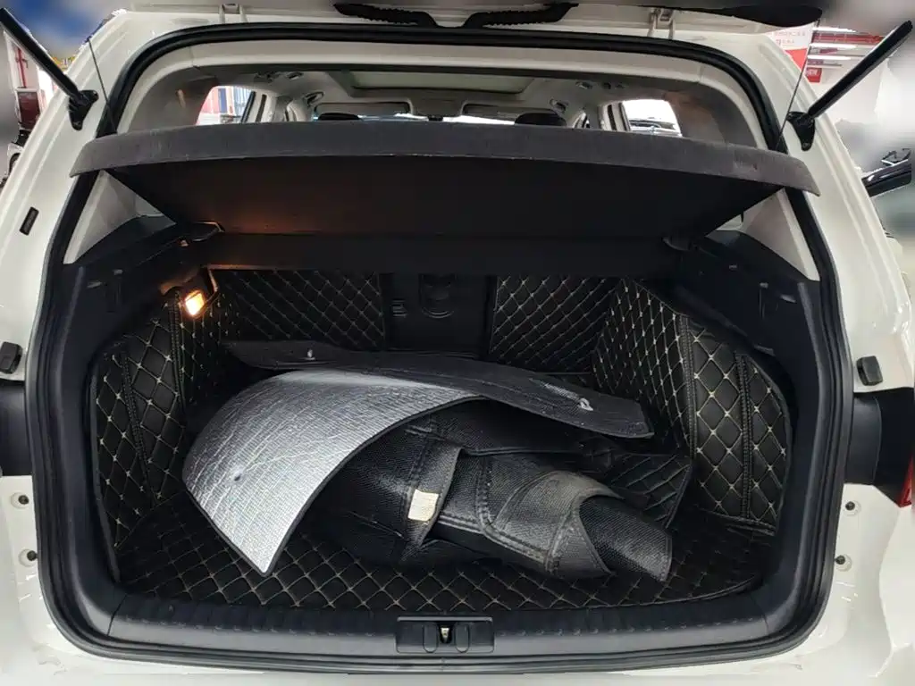 Volkswagen Tiguan — миниатюра 24