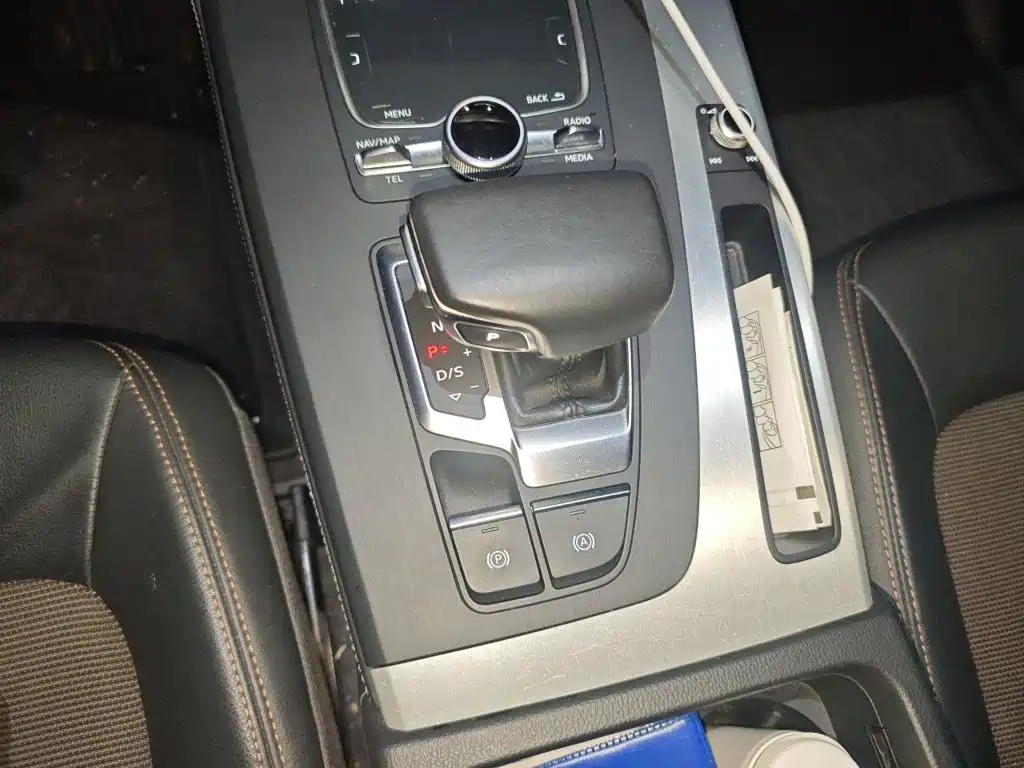 Audi Q5L — миниатюра 7