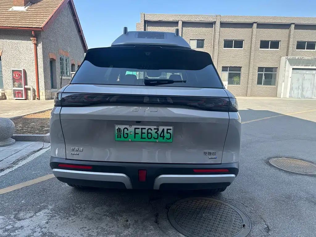 BYD SEA LION 07 DM I