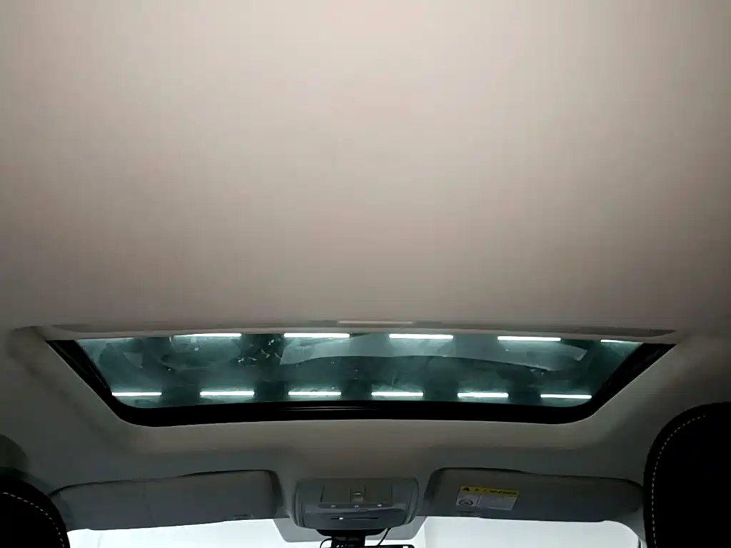 Roewe i5 — миниатюра 18