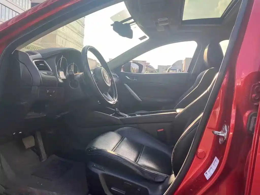 Mazda Atenza — миниатюра 5