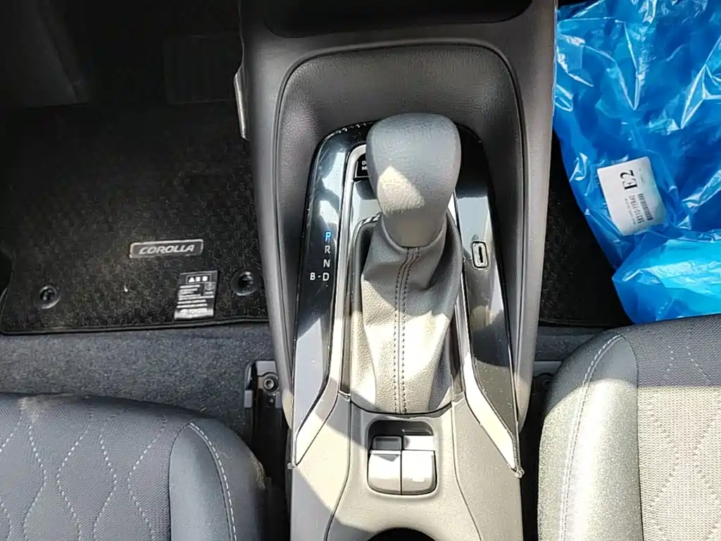 Toyota Corolla — миниатюра 14