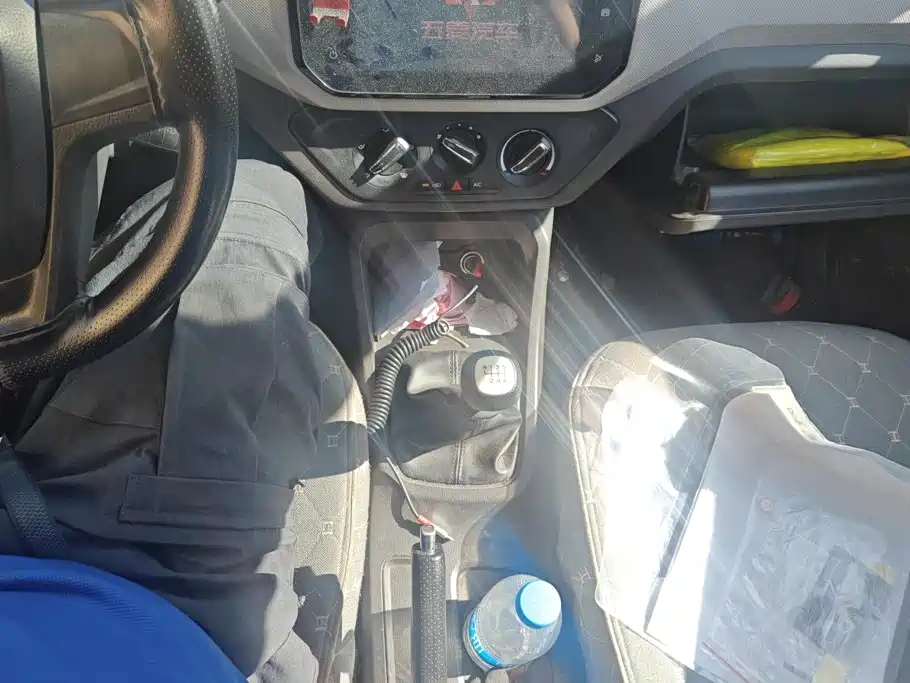Wuling Hongguang — миниатюра 16