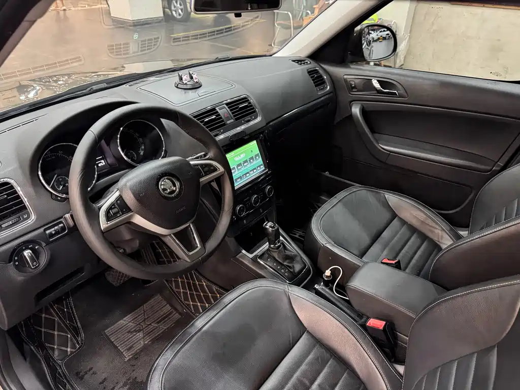 Skoda Yeti — миниатюра 11