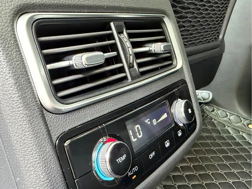 Hongqi HS7 3.0T Auto 4WD Connected Flagship Smooth Edition, фото 17