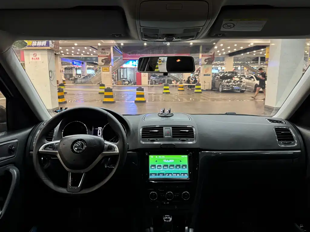 Skoda Yeti — миниатюра 18