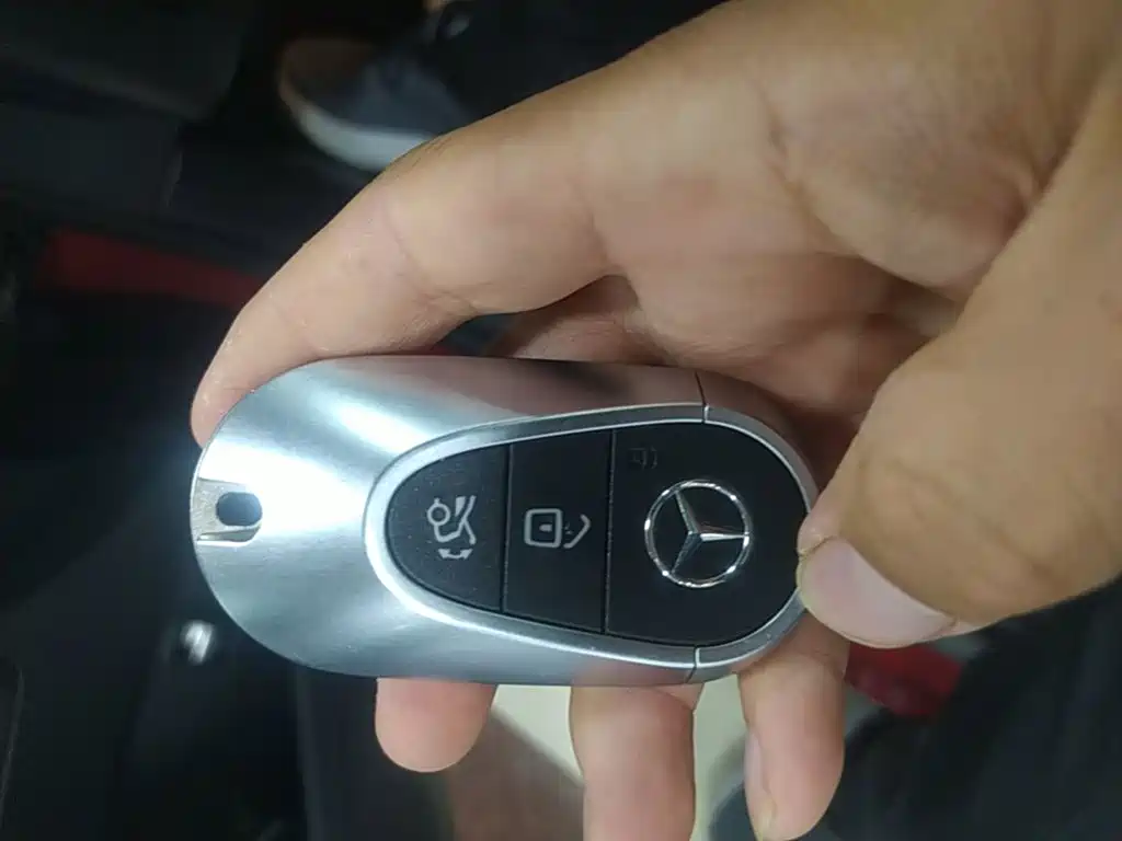 Mercedes-Benz C-Class — миниатюра 9