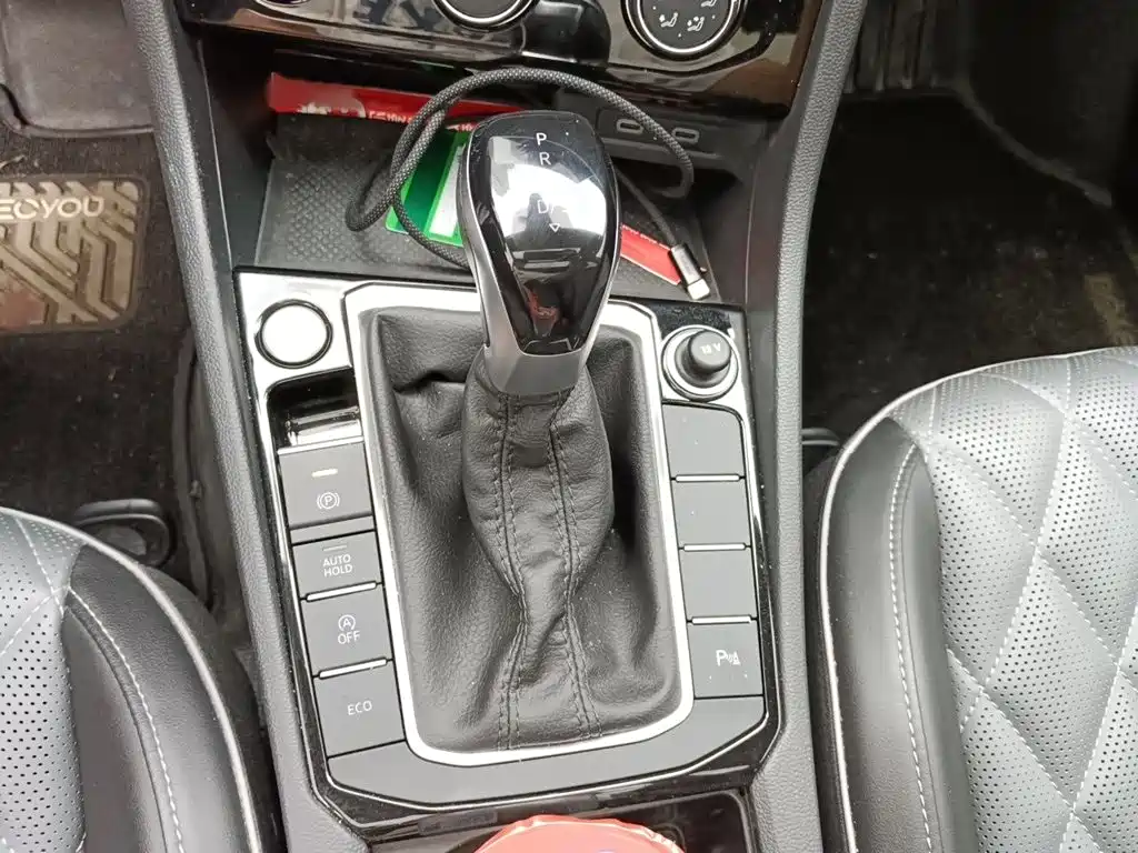 Volkswagen Sagitar — миниатюра 7