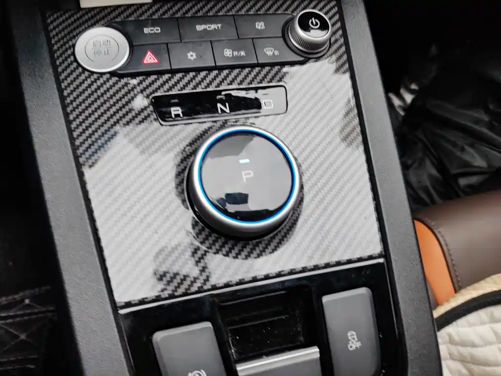 BYD e2 — миниатюра 10
