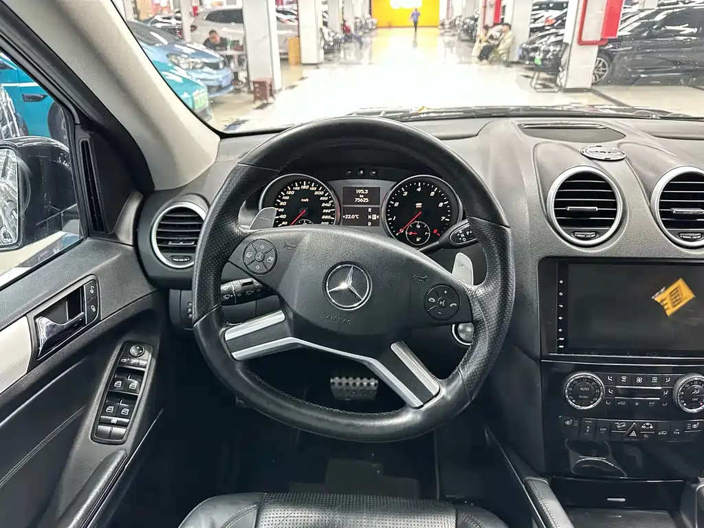 Mercedes-Benz M-Class AMG — миниатюра 12