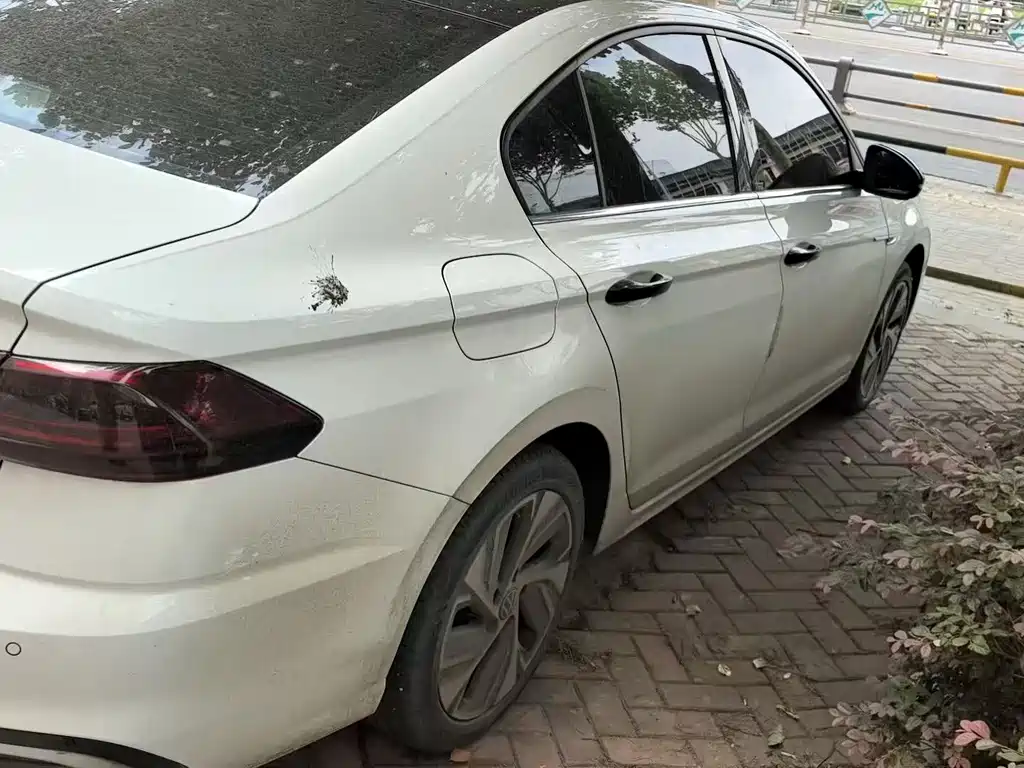 Volkswagen Bora 2023 280TSI DSG
