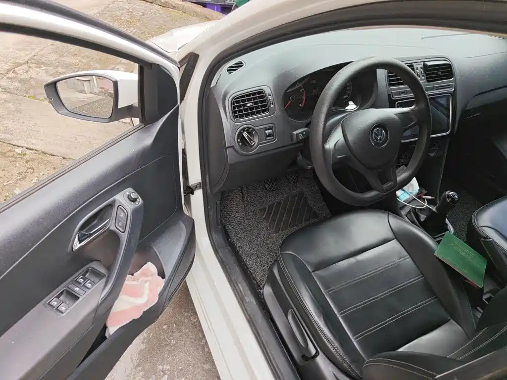 Volkswagen Polo — миниатюра 12