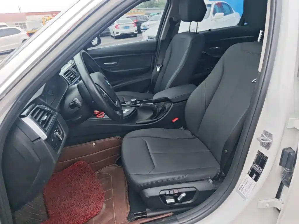 BMW 3 Series — миниатюра 15