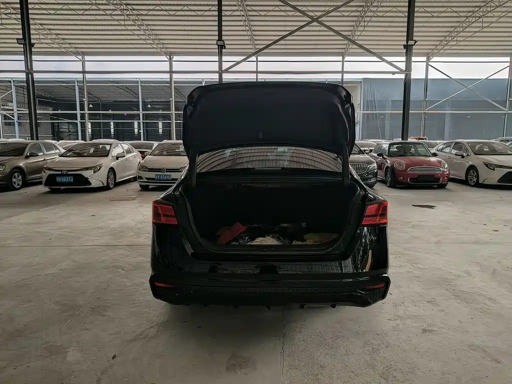 Nissan Teana — миниатюра 15