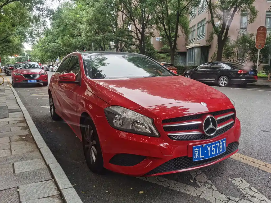 Mercedes-Benz A-Class (Import) — миниатюра 4