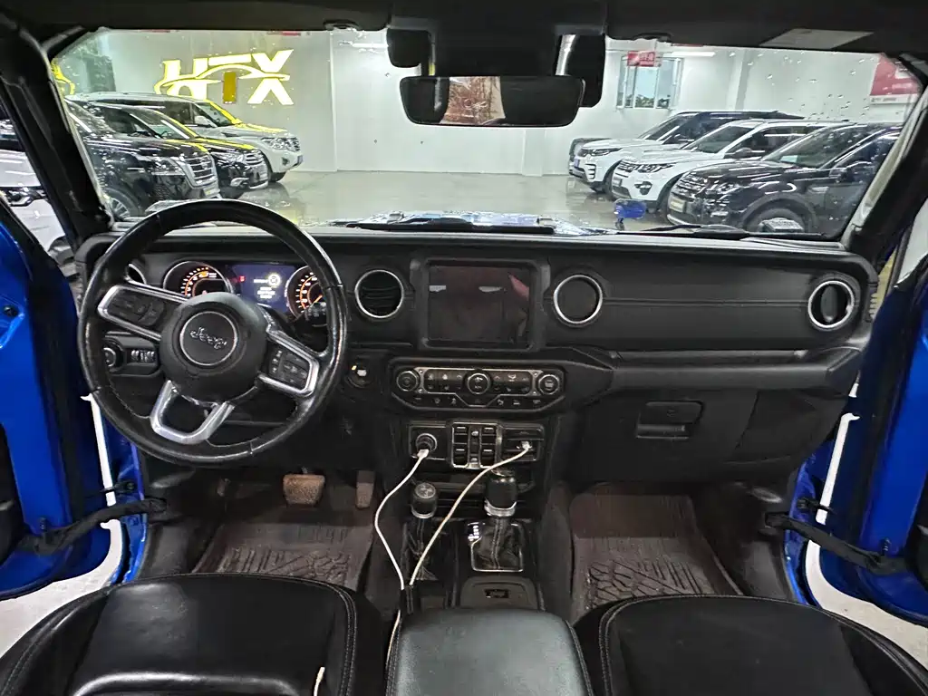 Jeep Wrangler — миниатюра 4