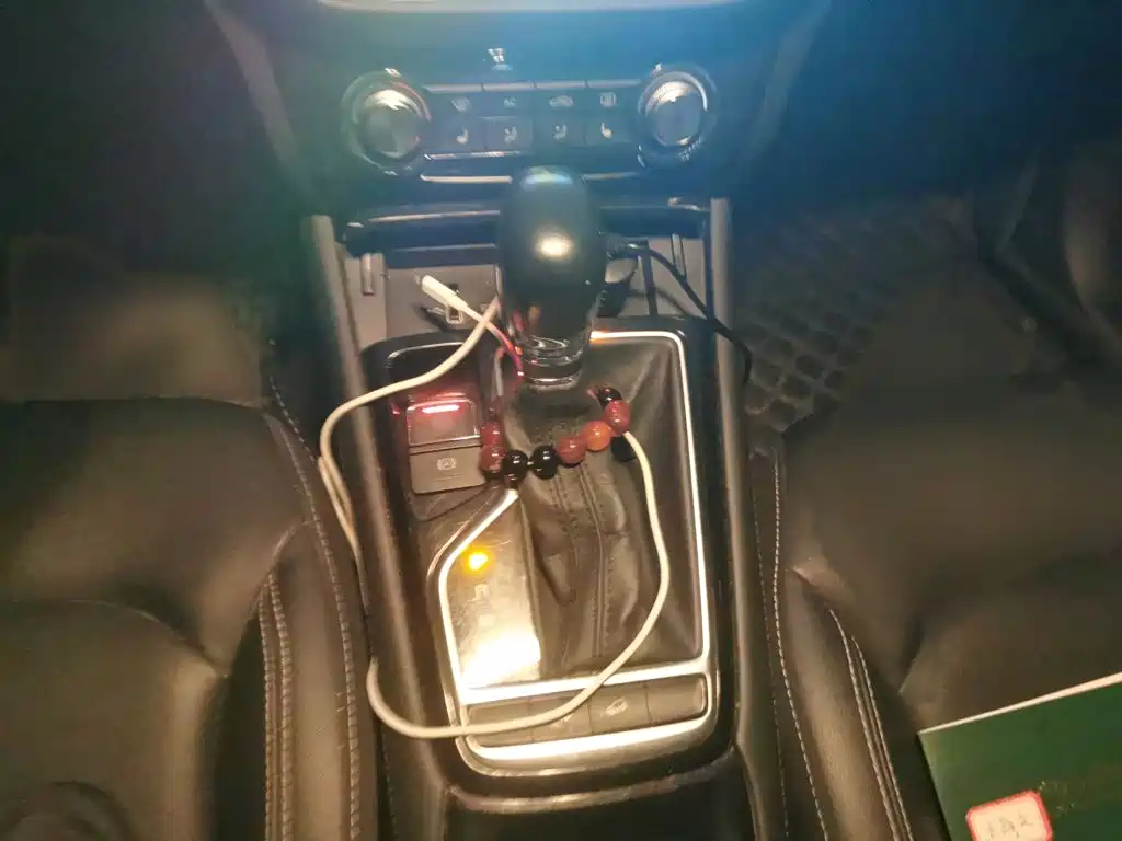 Roewe RX3 — миниатюра 7