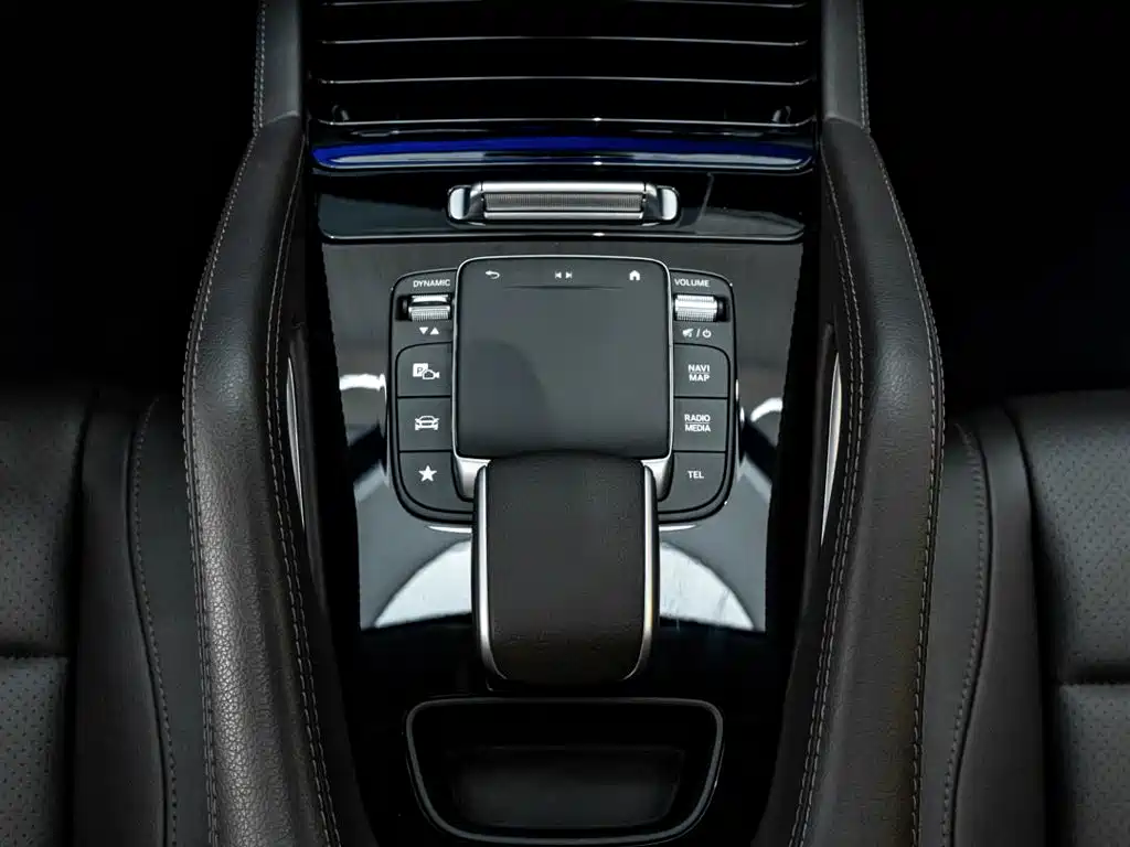 Mercedes-Benz GLE (Import) — миниатюра 19