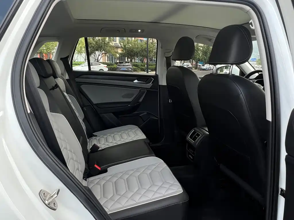 Volkswagen Tayron — миниатюра 19