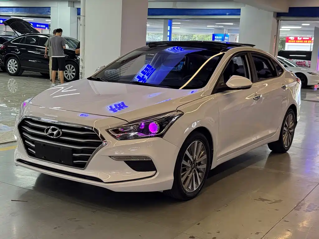 Hyundai Mistra — миниатюра 2