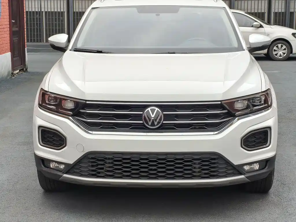 Volkswagen T-Roc 2022 — фото 2