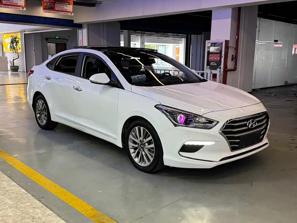 Hyundai Mistra — миниатюра 5